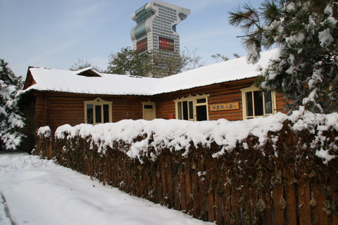 欧美美女小屄
南园冬季闭关公告